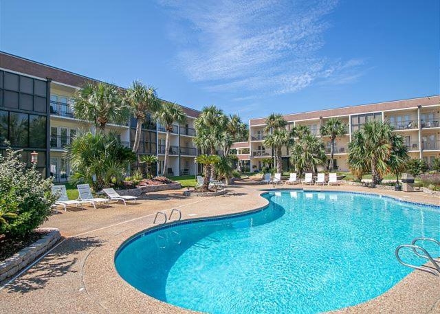 Fun 2 Bed/2 Bath Condo With Pool On Biloxi Beach Eksteriør billede