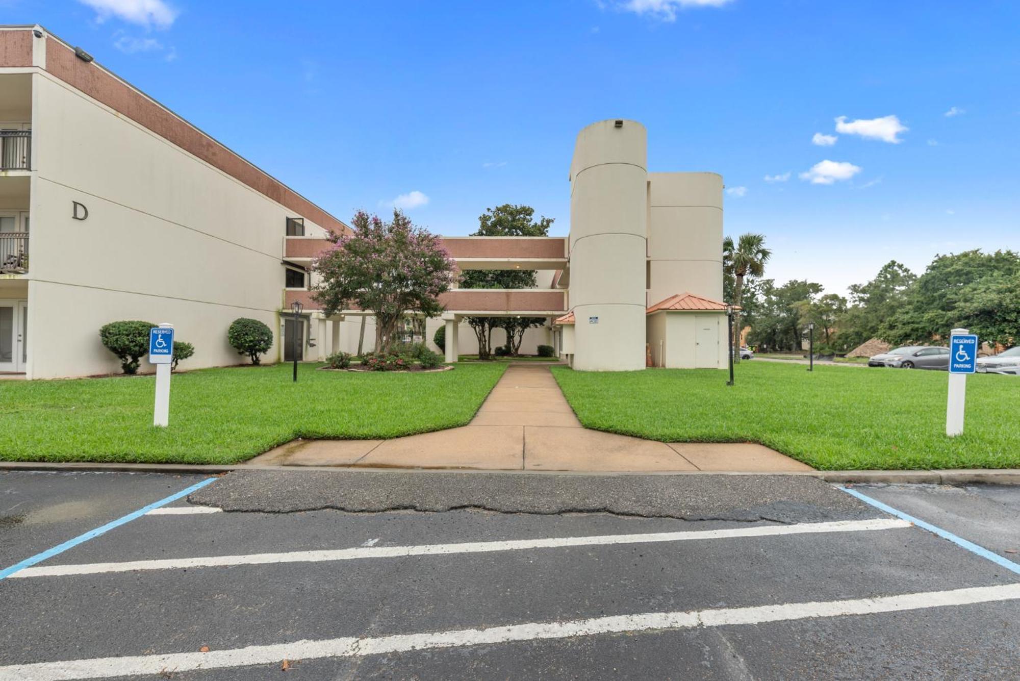 Fun 2 Bed/2 Bath Condo With Pool On Biloxi Beach Eksteriør billede